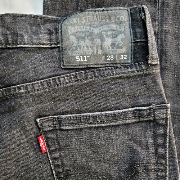 Levi's 511 Women's Black Distressed Denim High Waisted Skinny Jeans Size 28x32‎ - Picture 5 of 8